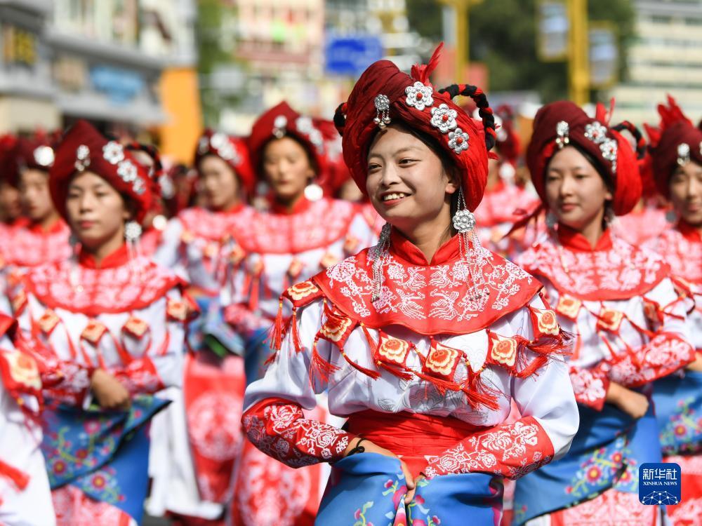 奔驰宝马电玩城